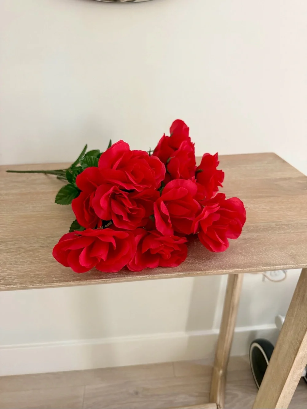 16” 3 Bunches of Artificial Red Roses